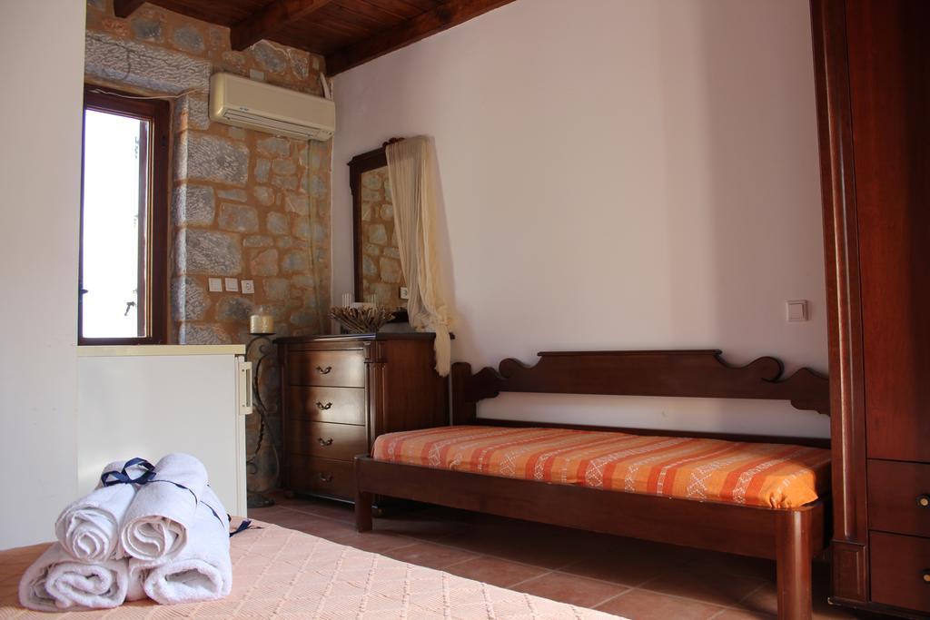 Lalloudes Seaside Accommodation Exo Nimfion 객실 사진