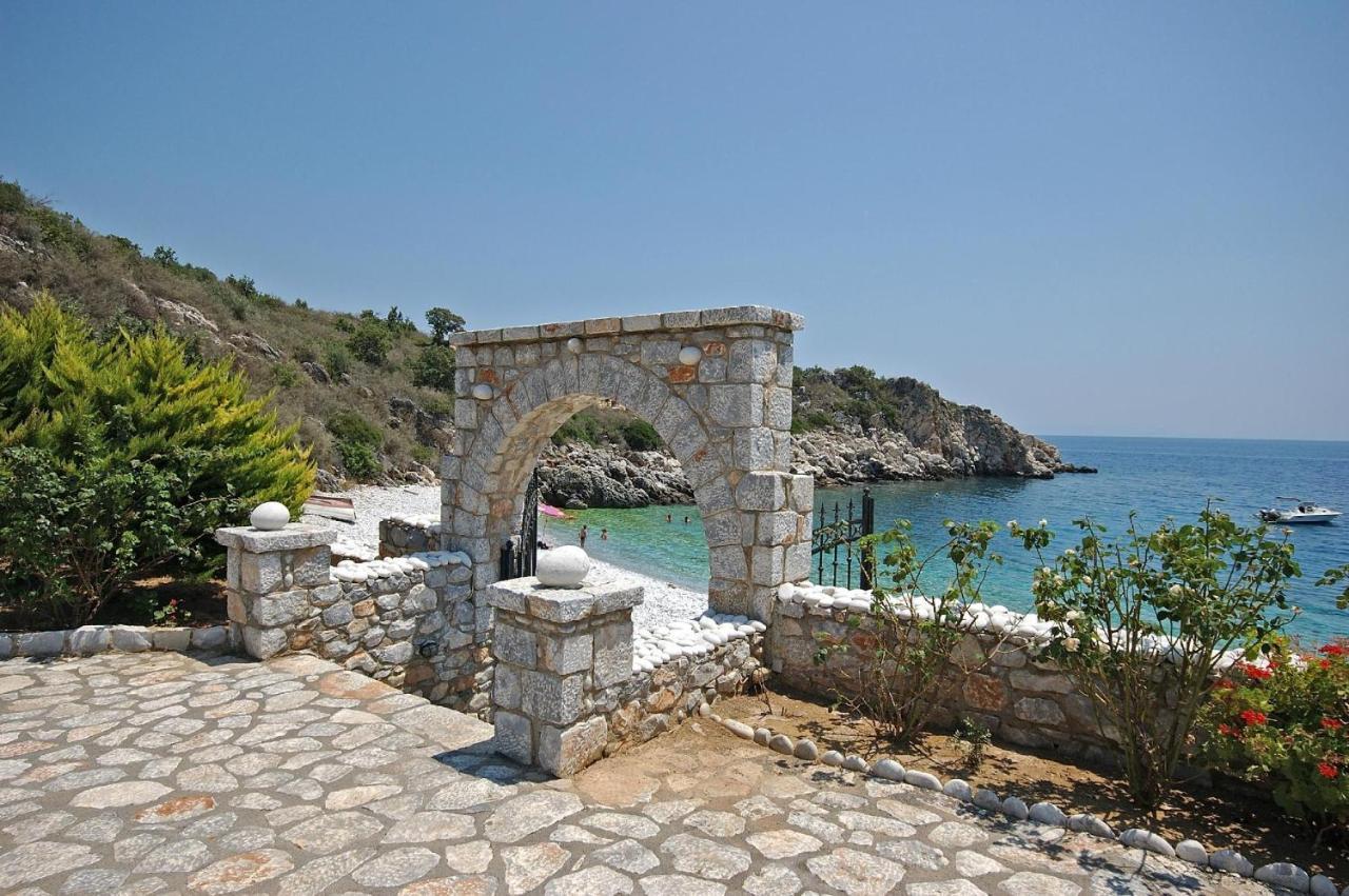 Lalloudes Seaside Accommodation Exo Nimfion 외부 사진