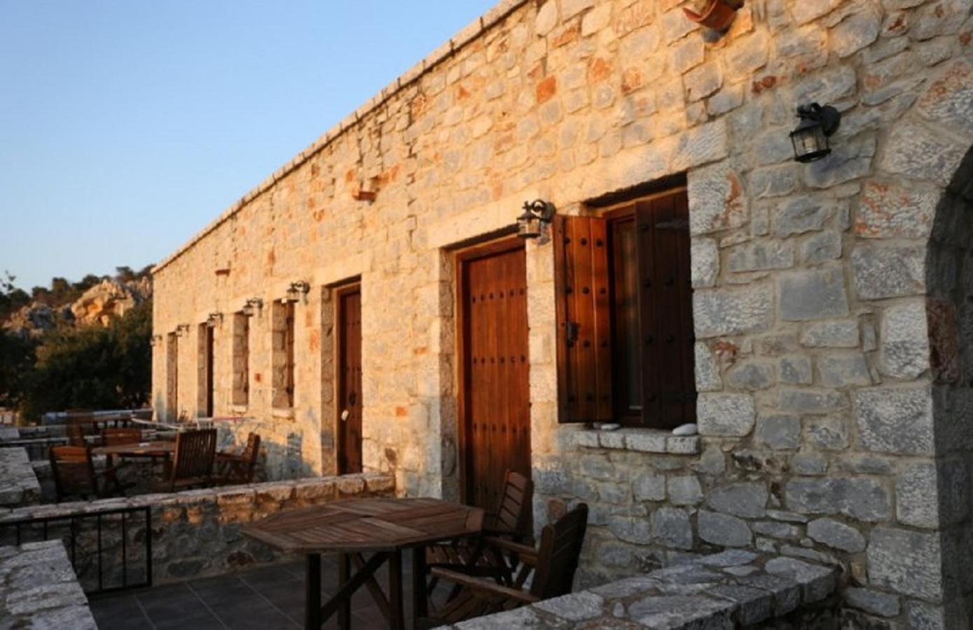 Lalloudes Seaside Accommodation Exo Nimfion 외부 사진