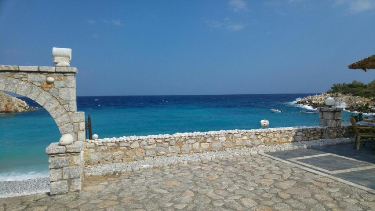 Lalloudes Seaside Accommodation Exo Nimfion 외부 사진
